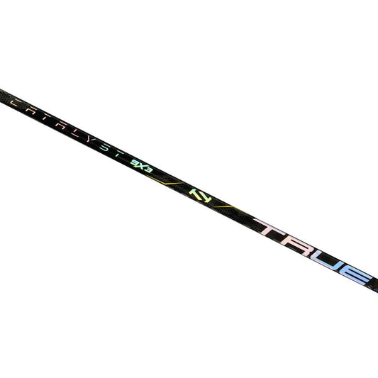 True Catalyst 9x3 Junior Sticks